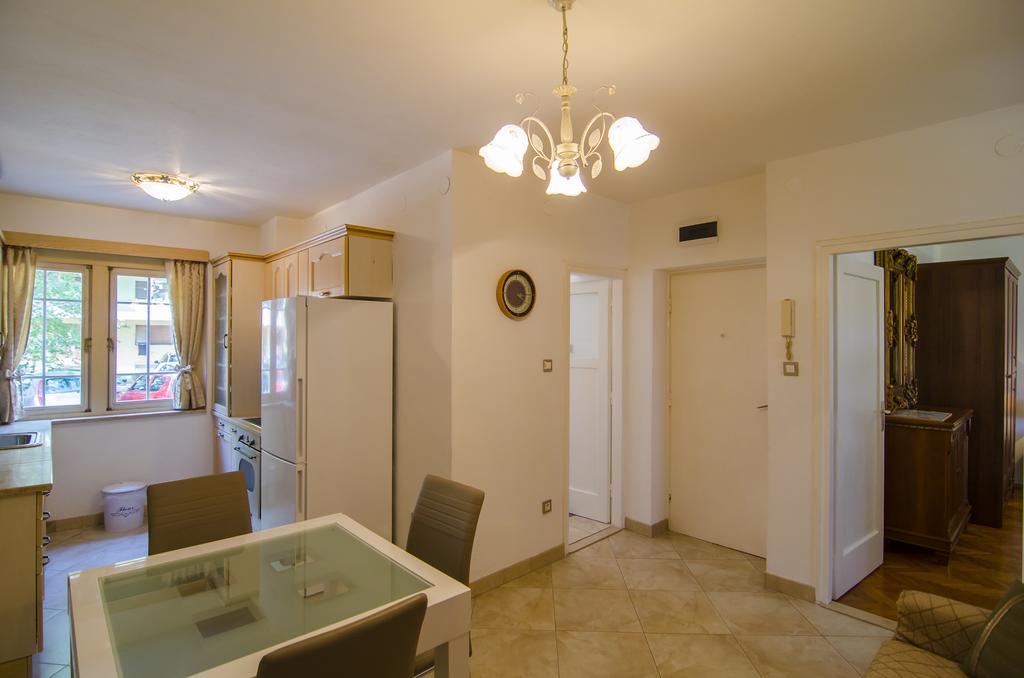Turkish Tower Apartment Split Bagian luar foto